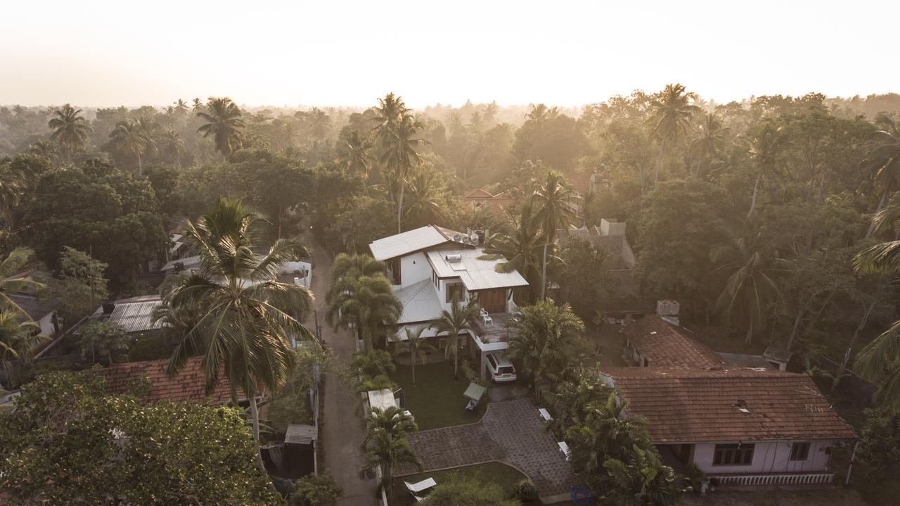 Villa Dominikku Negombo Buitenkant foto