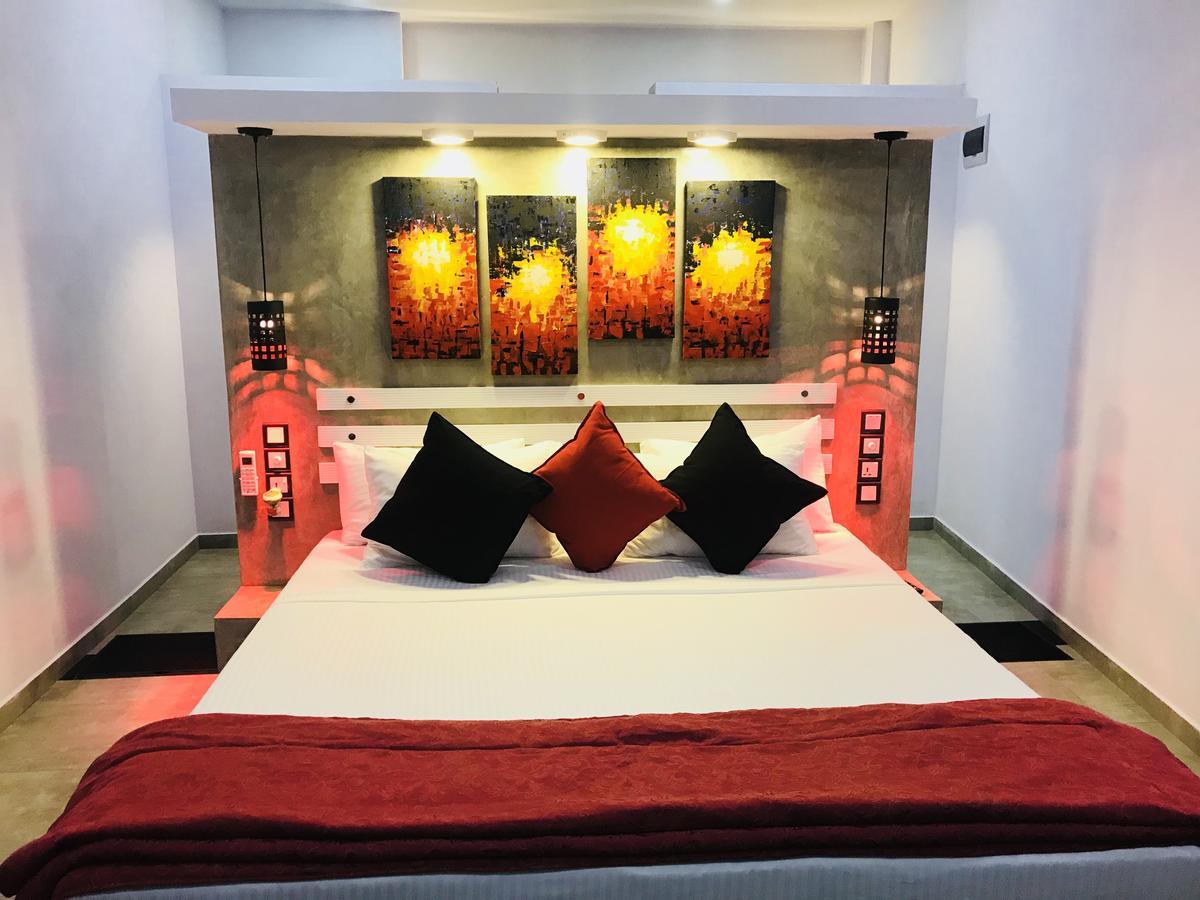 Villa Dominikku Negombo Buitenkant foto